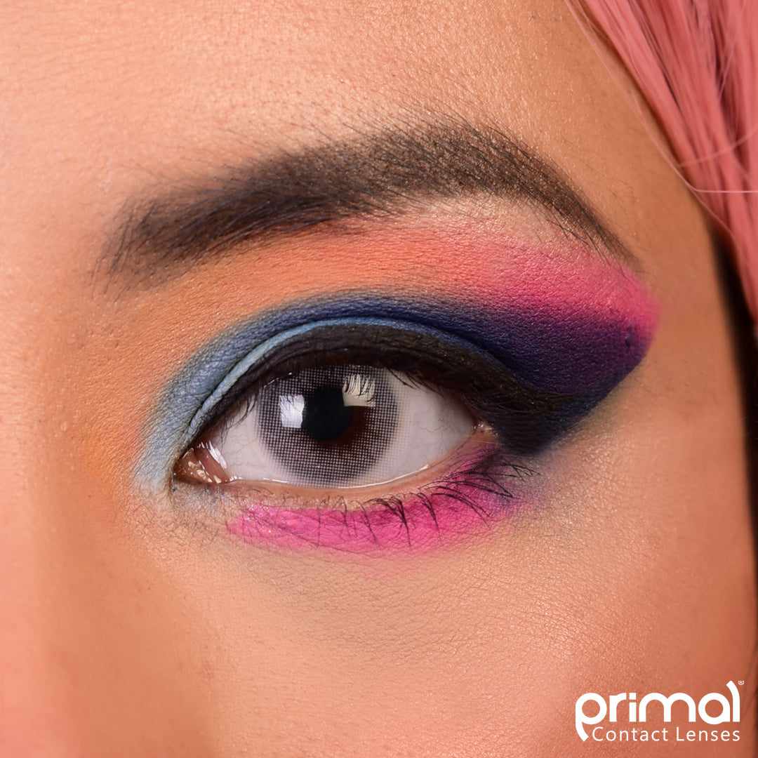 White colored contact lenses, coloured contact lenses, color contacts, circle lens.