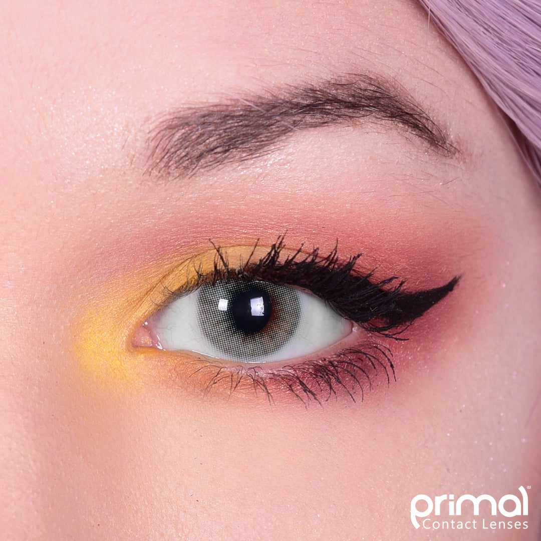 Green colored contact lenses, coloured contact lenses, color contacts, circle lens.